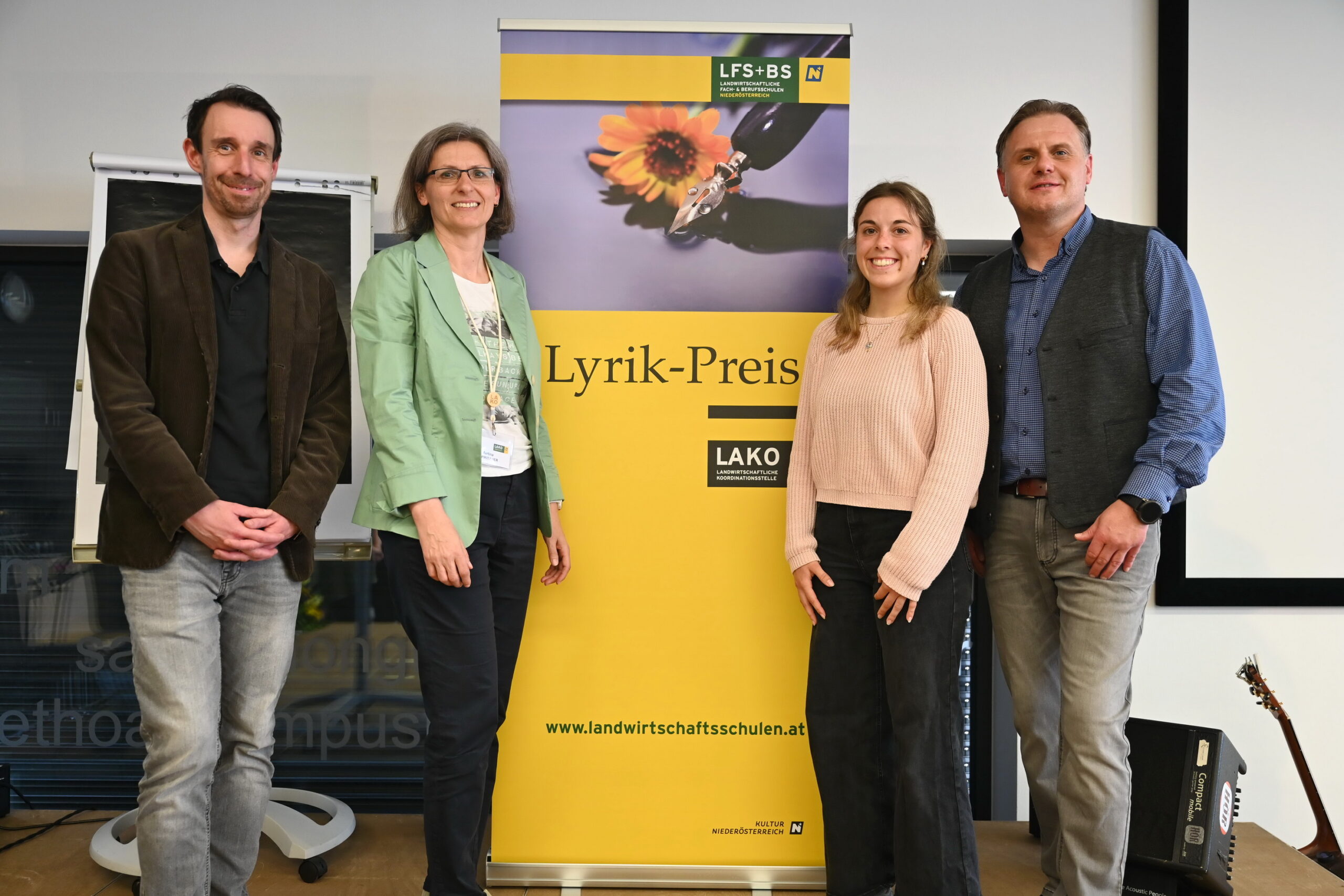 Lyrik-Preis 1. Platz-25 Copyright Mück Lyrik-Preis 1. Platz-25 Copyright Mück