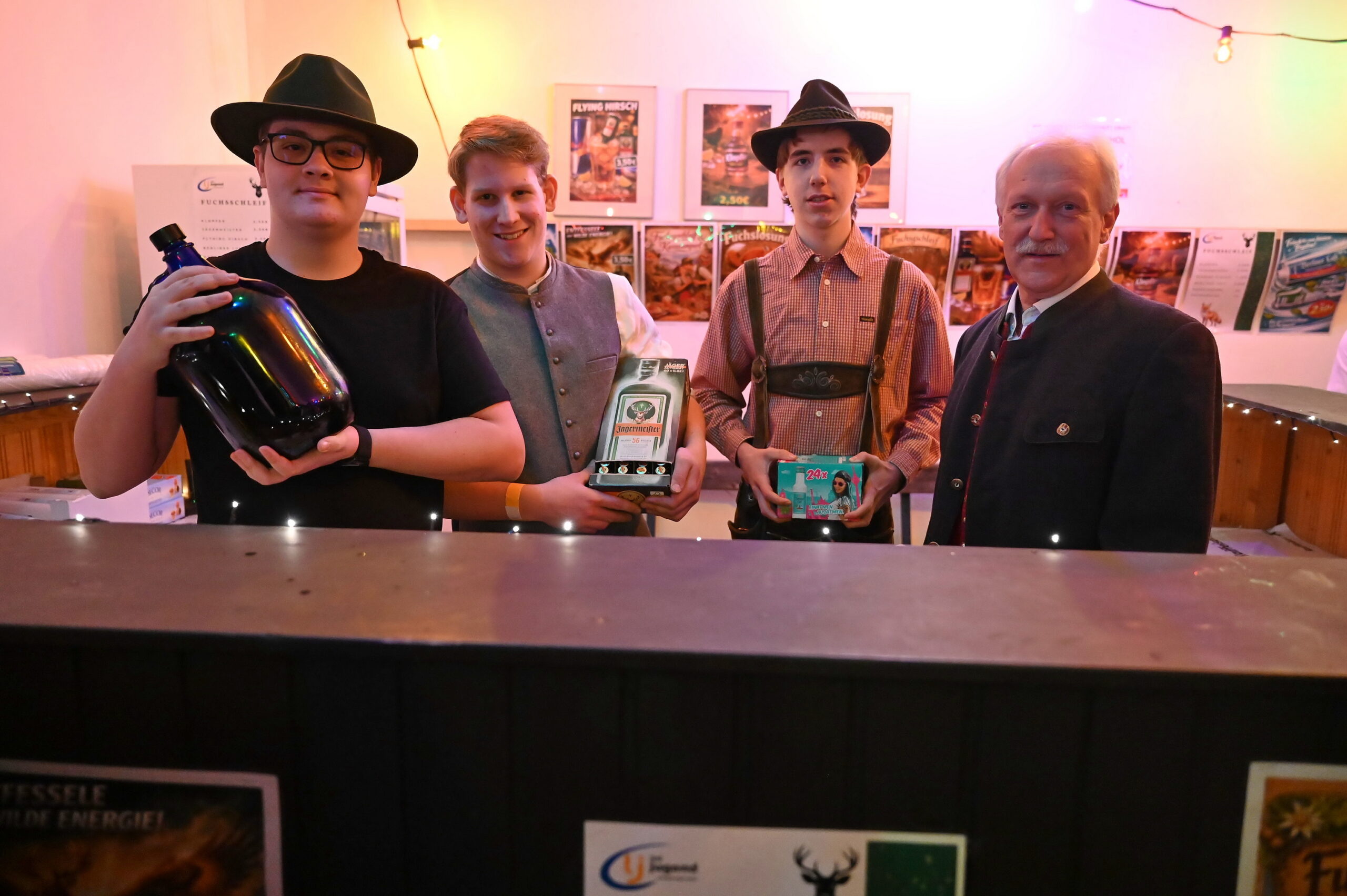 Jägerbar-PA-26 Copyright Mück Jägerbar-PA-26 Copyright Mück