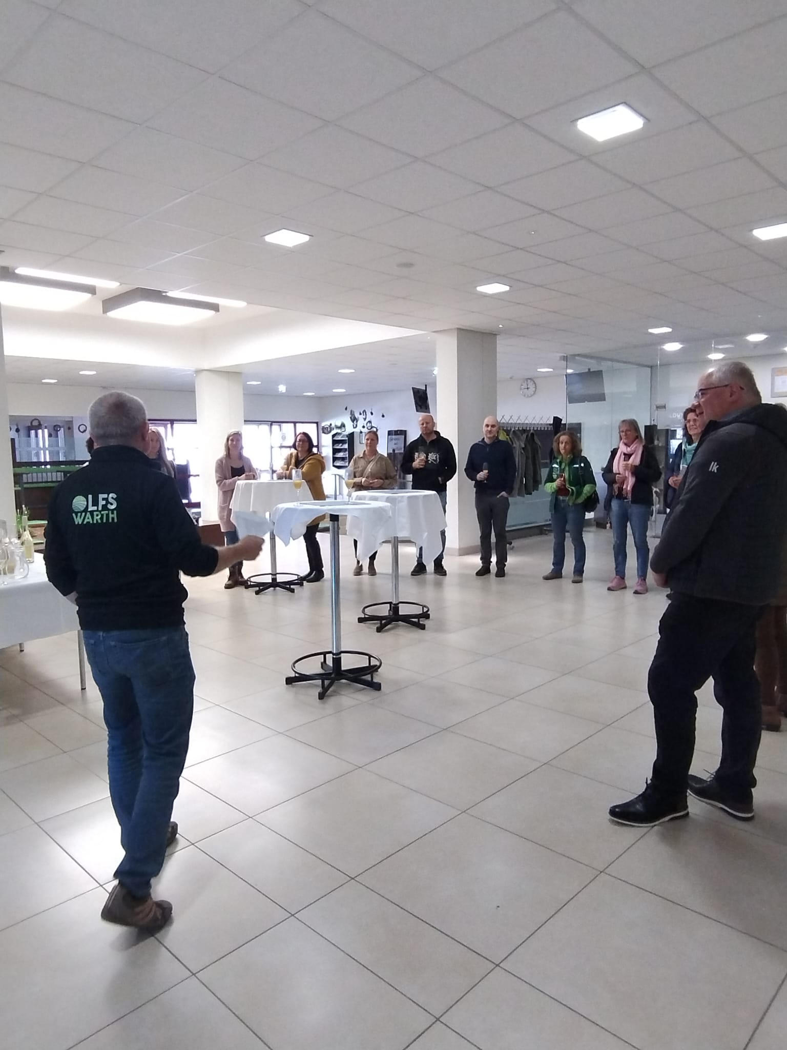 Vernetzungstreffen-Warth Aula2-26.jpg